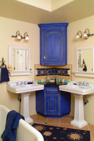 Bathroom with accents2